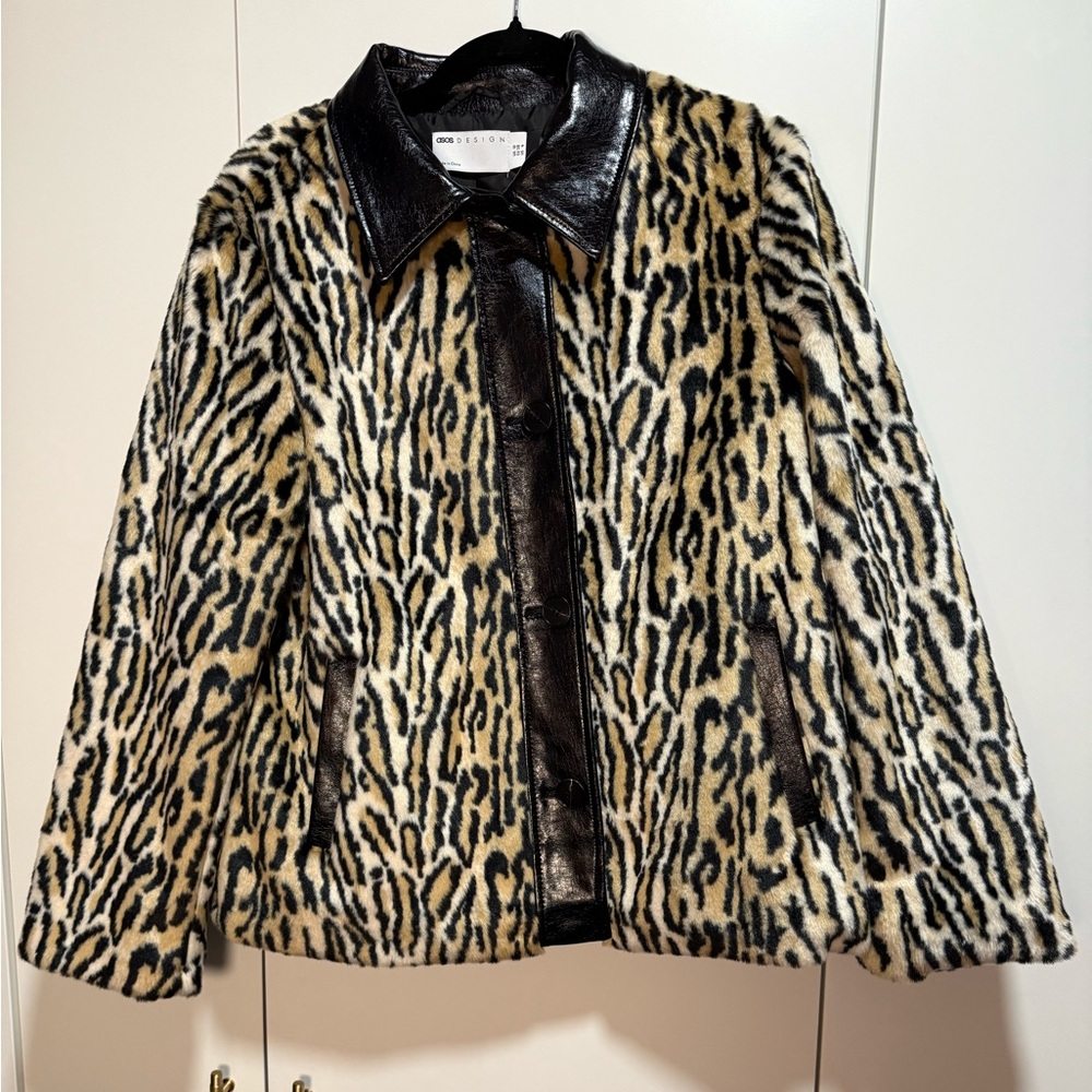 ASOS Leopard Print‎ Teddy Jacket - Picture 5 of 9